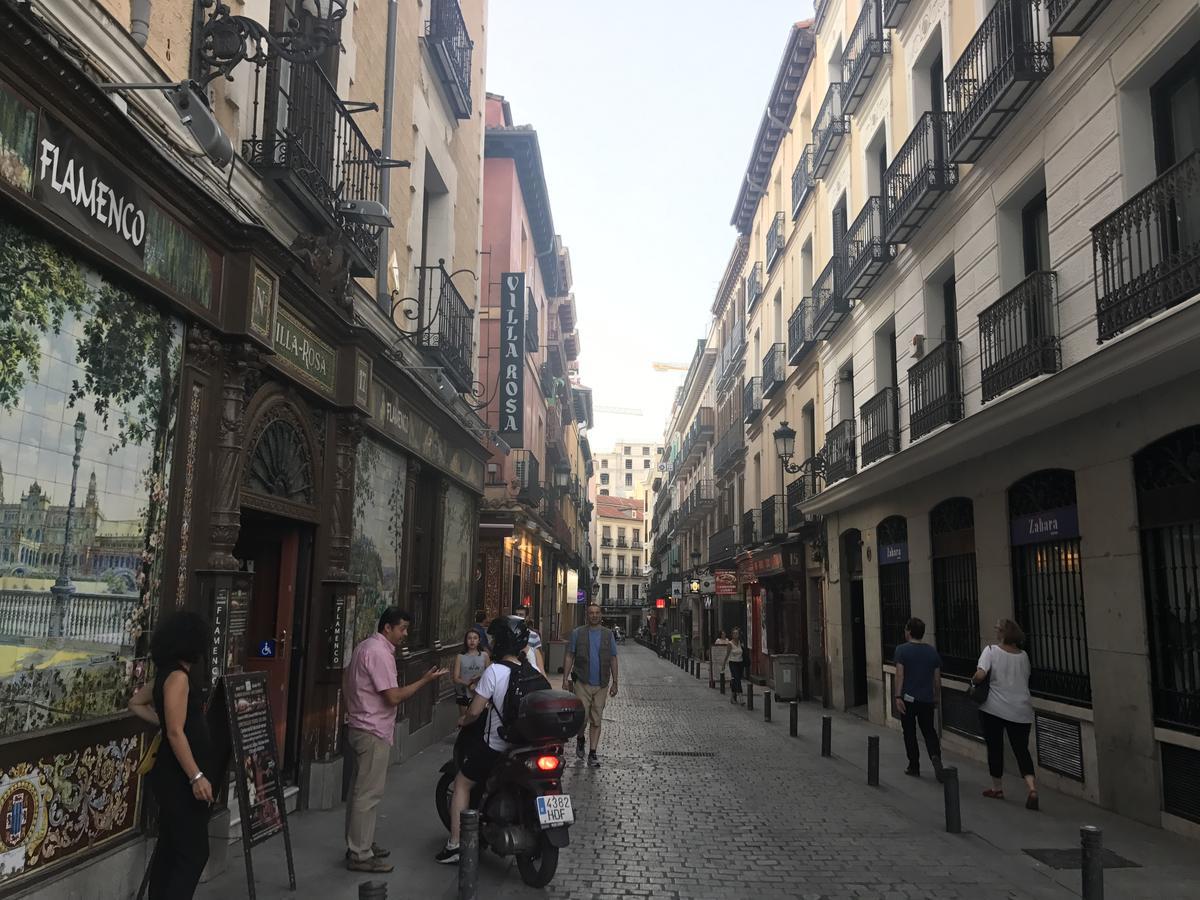 El Botones - Puerta Del Sol Apartment Madrid Bagian luar foto
